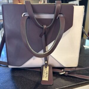 Cameleon MIA CONCEALED-CARRY PURSE Purple/White Perfect Cond. 2nd amendment